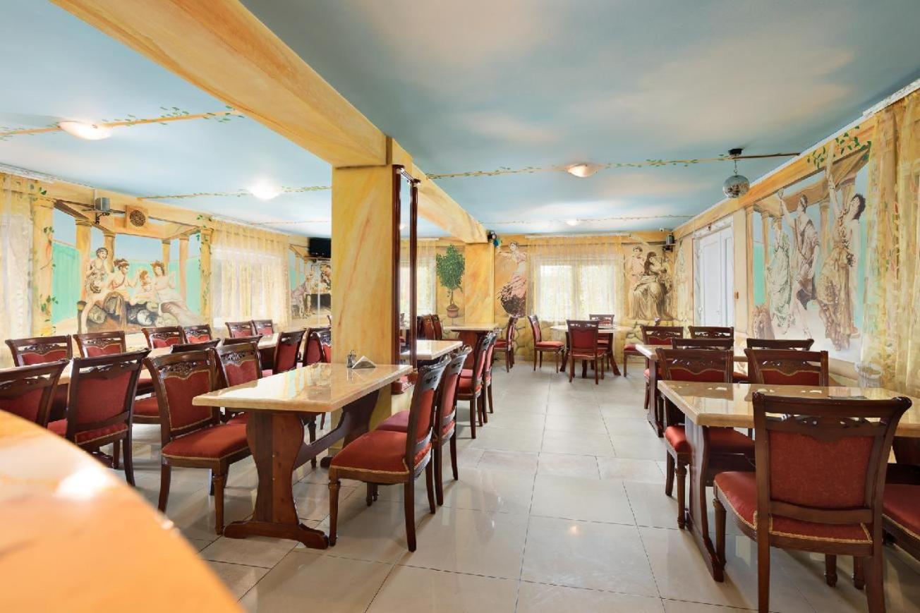 Вилла Wellness Club Puclice Экстерьер фото