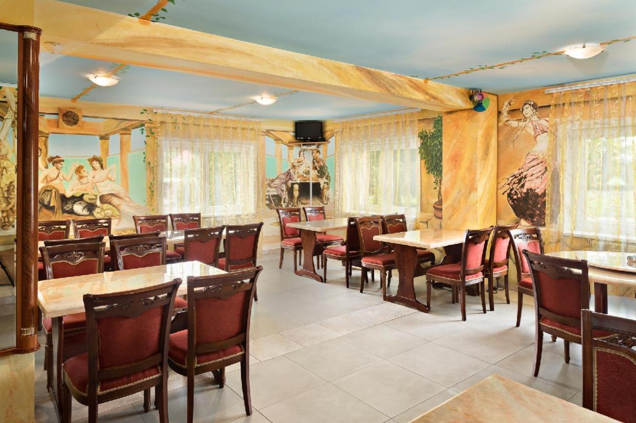 Вилла Wellness Club Puclice Экстерьер фото